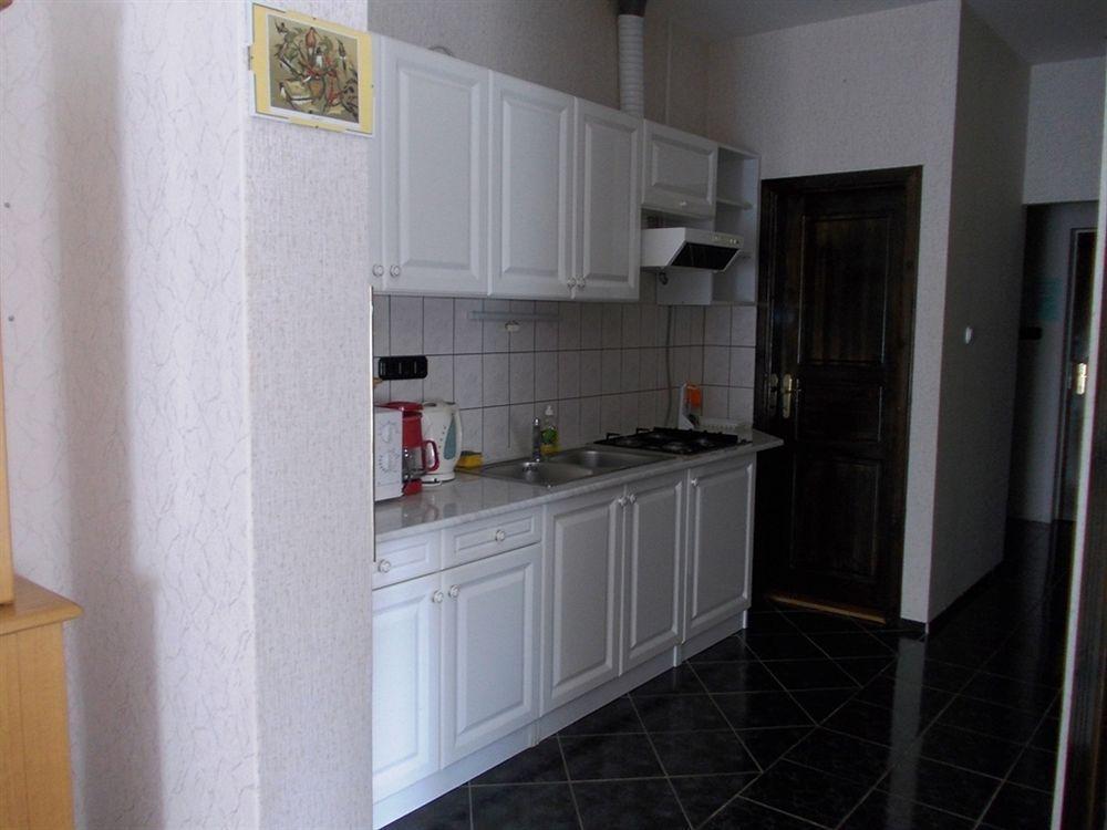 Astoria Panzio Bed & Breakfast Hévíz Екстериор снимка