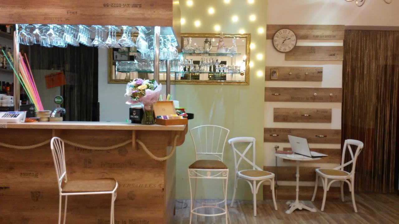 Astoria Panzio Bed & Breakfast Hévíz Екстериор снимка