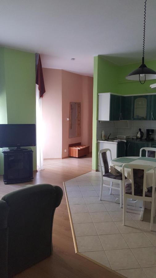 Astoria Panzio Bed & Breakfast Hévíz Екстериор снимка